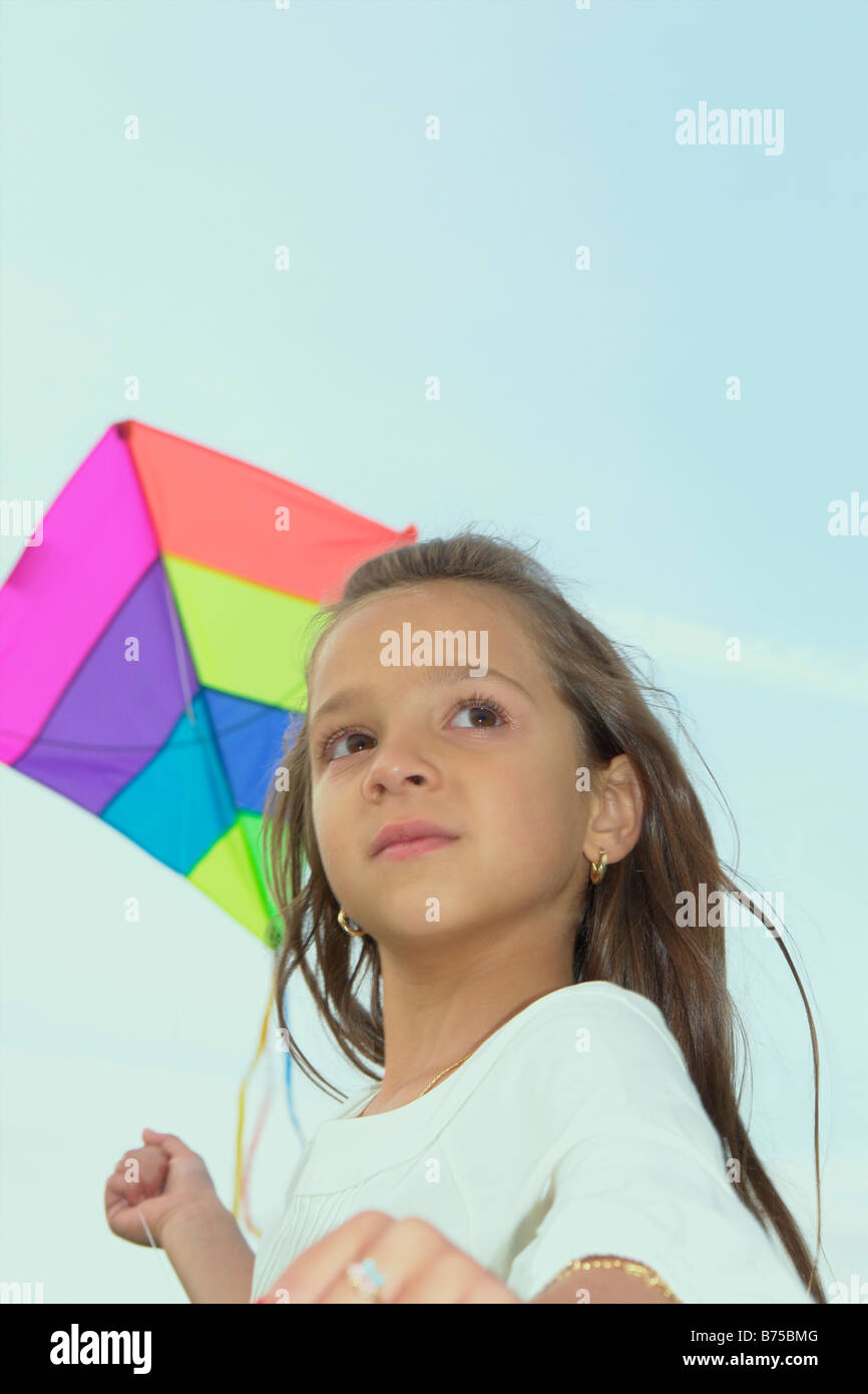 7 anno vecchia ragazza con kite, Winnipeg, Canada Foto Stock