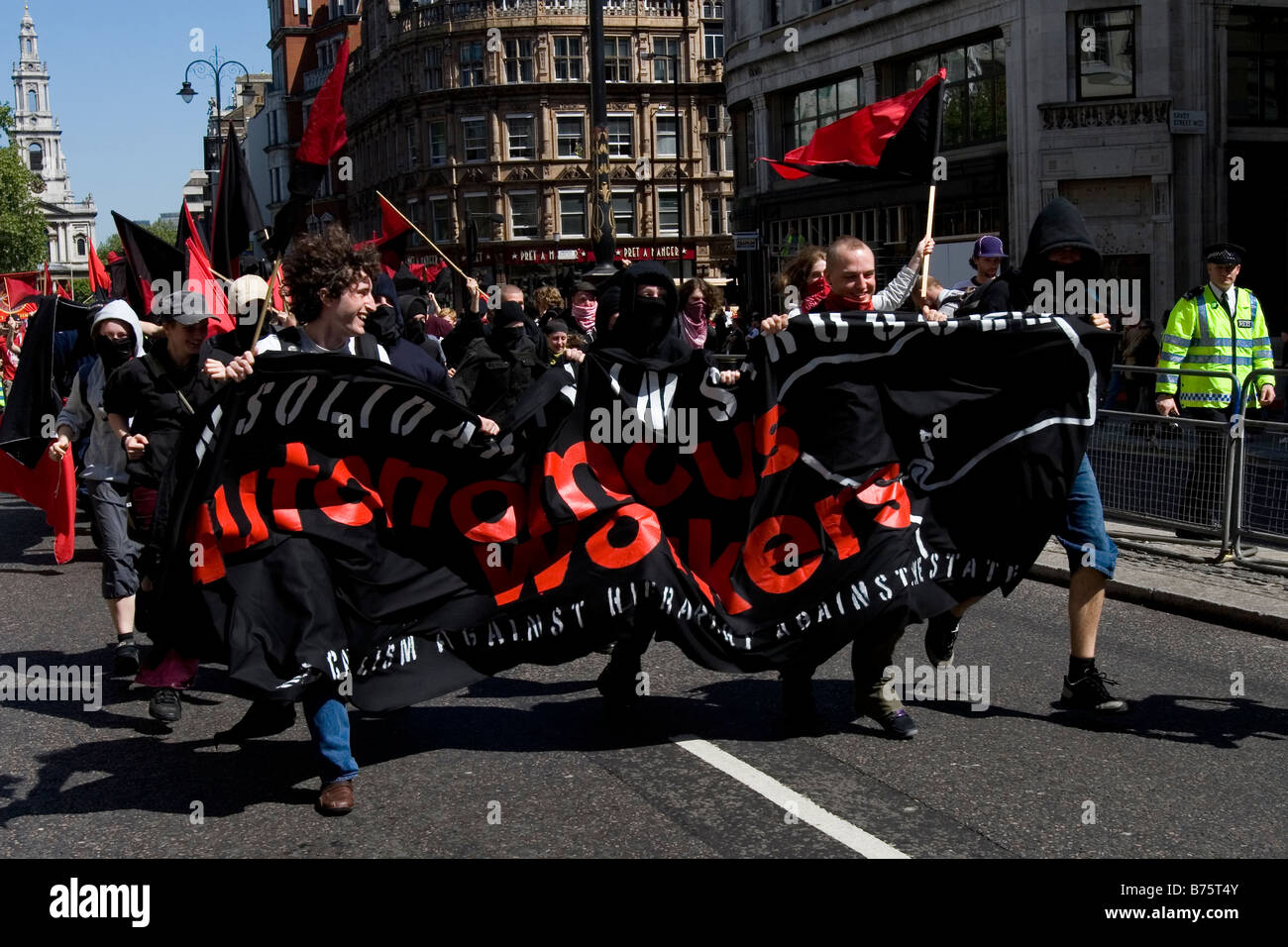 Giorno di maggio i manifestanti sullo Strand nel centro di Londra. Foto Stock