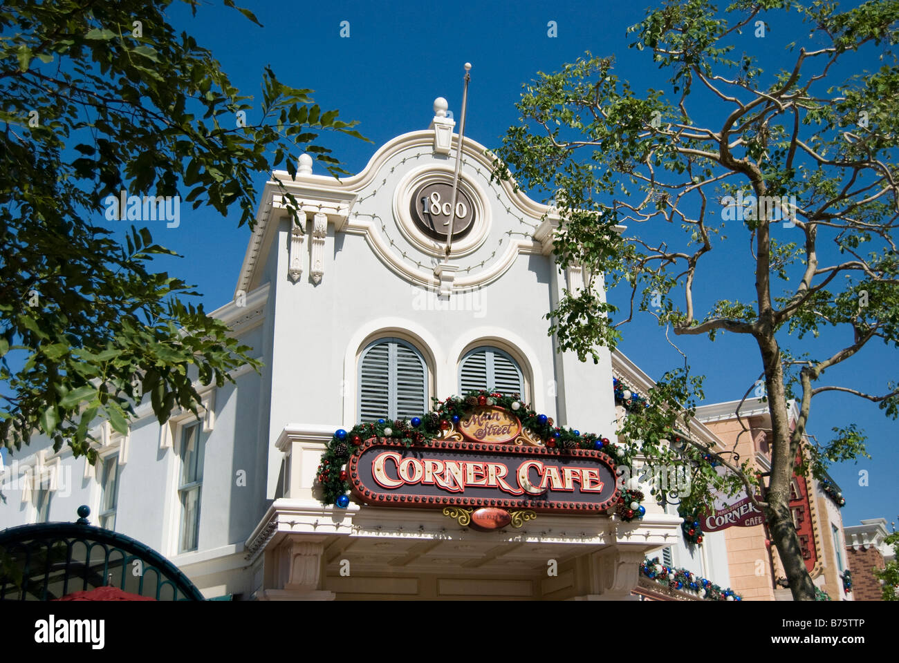 Corner Cafe, Main Street, Hong Kong Disneyland Resort, l'Isola di Lantau, Hong Kong, Repubblica Popolare di Cina Foto Stock