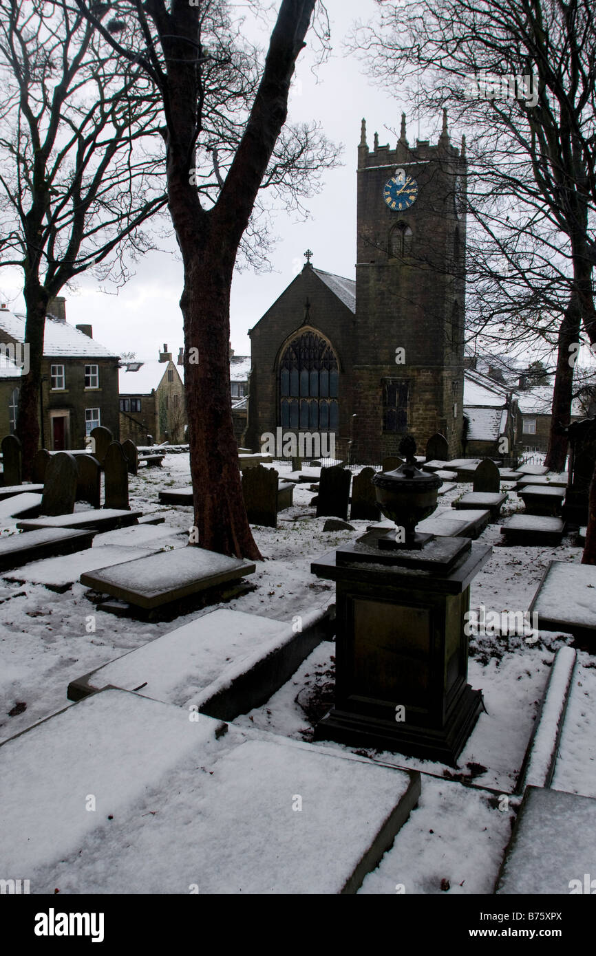 Haworth Chiesa Parrocchiale e il cimitero Foto Stock