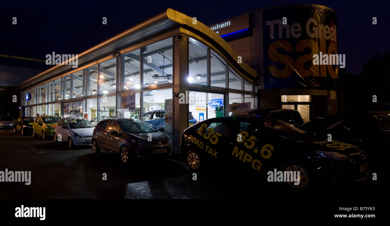 Ford Showroom - Enfield - Londra Foto Stock