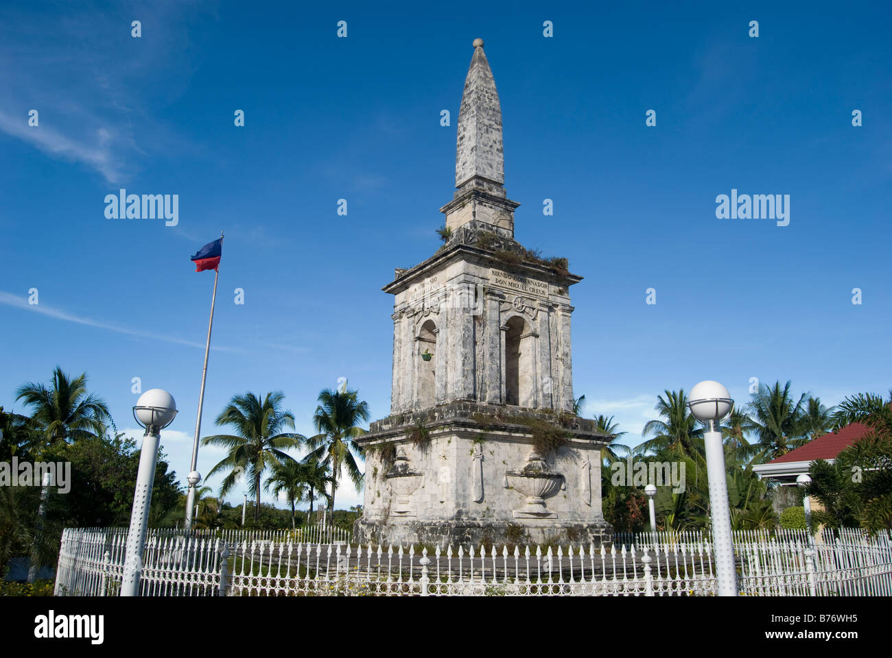 Magellan il marcatore, Mactan Santuario, Magellan Bay, Mactan Island, Cebu, Visayas, Filippine Foto Stock