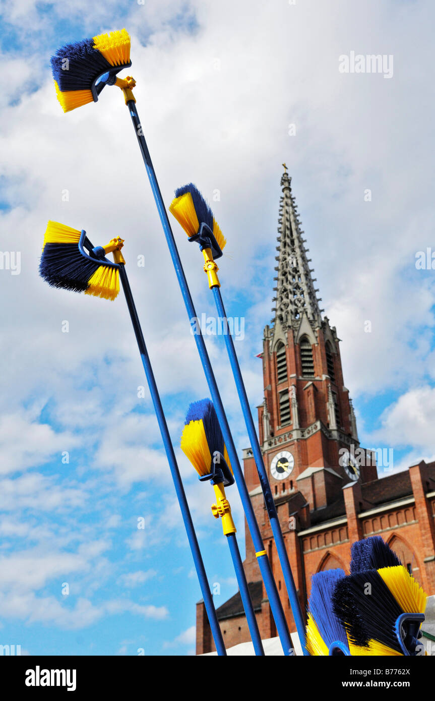 Lunga scope, Auer Dult mercato, Monaco di Baviera, Germania, Europa Foto Stock