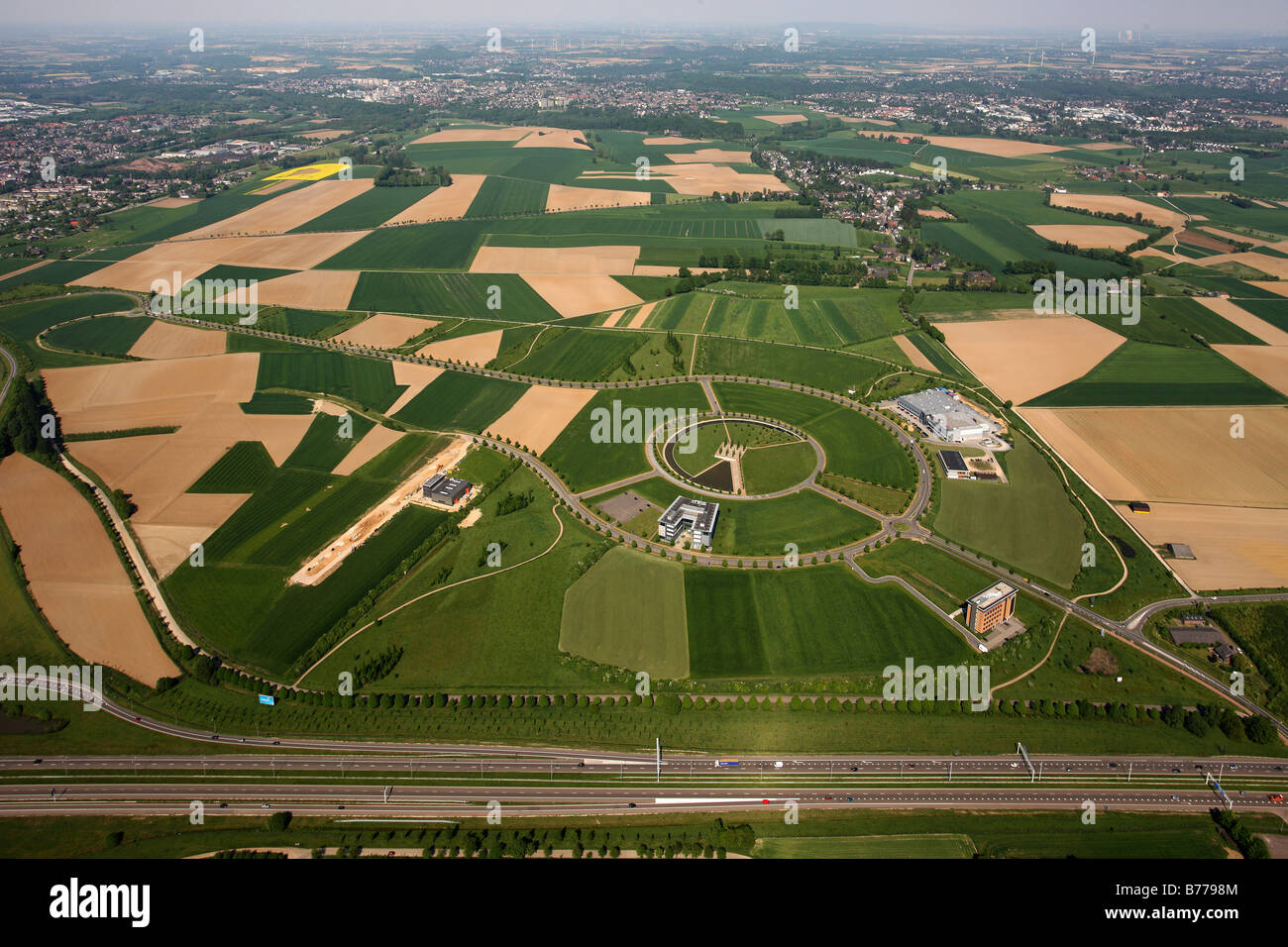 Foto aerea, AVANTIS europeo della scienza e Business Park, il primo cross-border German-Dutch business park, regione dell'UE Maas-Rhi Foto Stock