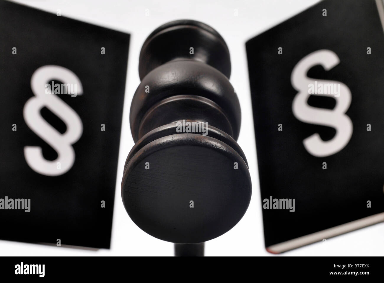 Giudice di martello e legge libri, immagine simbolica, la giurisdizione, la giustizia Foto Stock