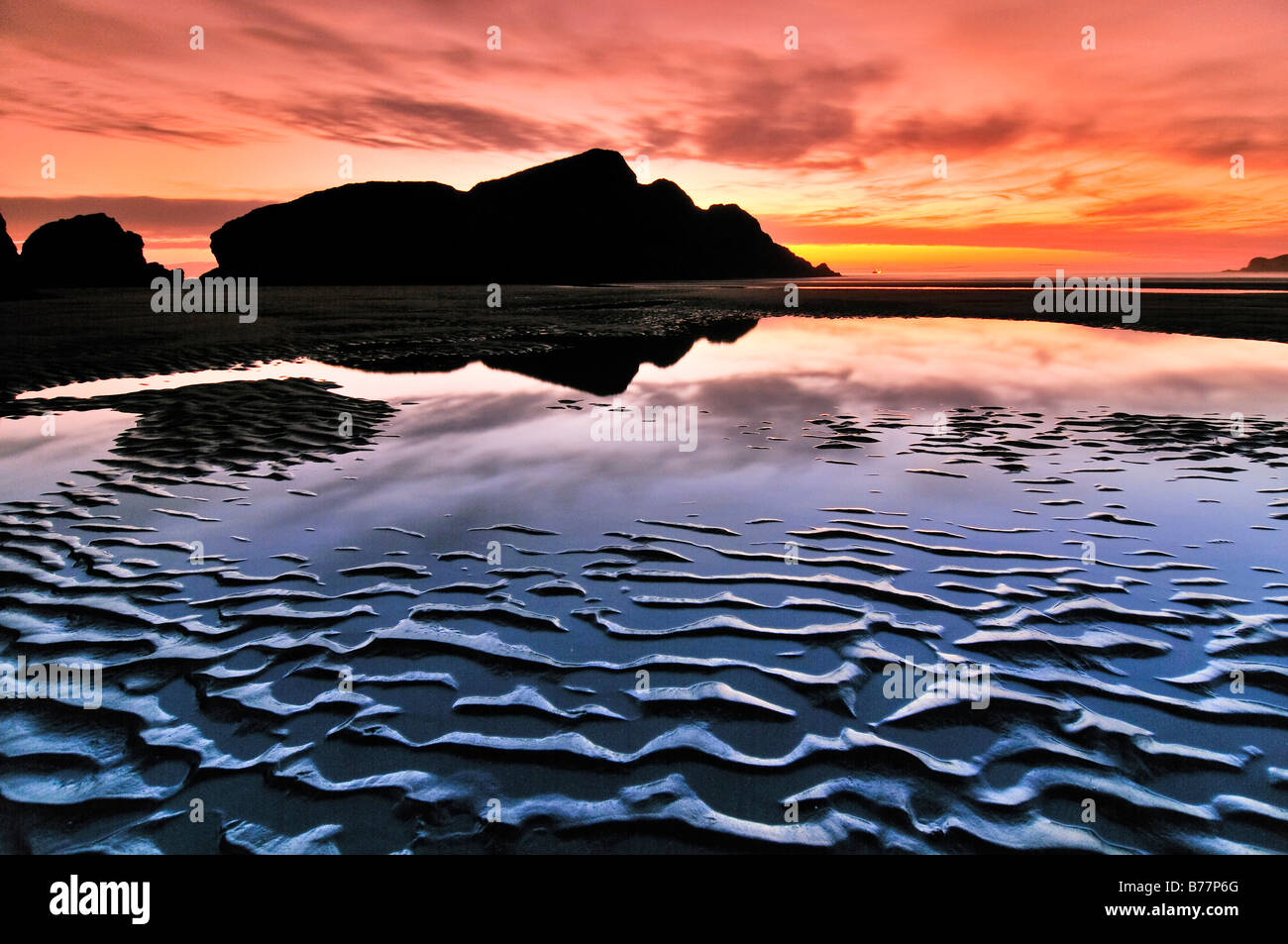 Tramonto a Meyers Creek Beach, pistola River State Park, Oregon Coast, Oregon, USA, America del Nord Foto Stock