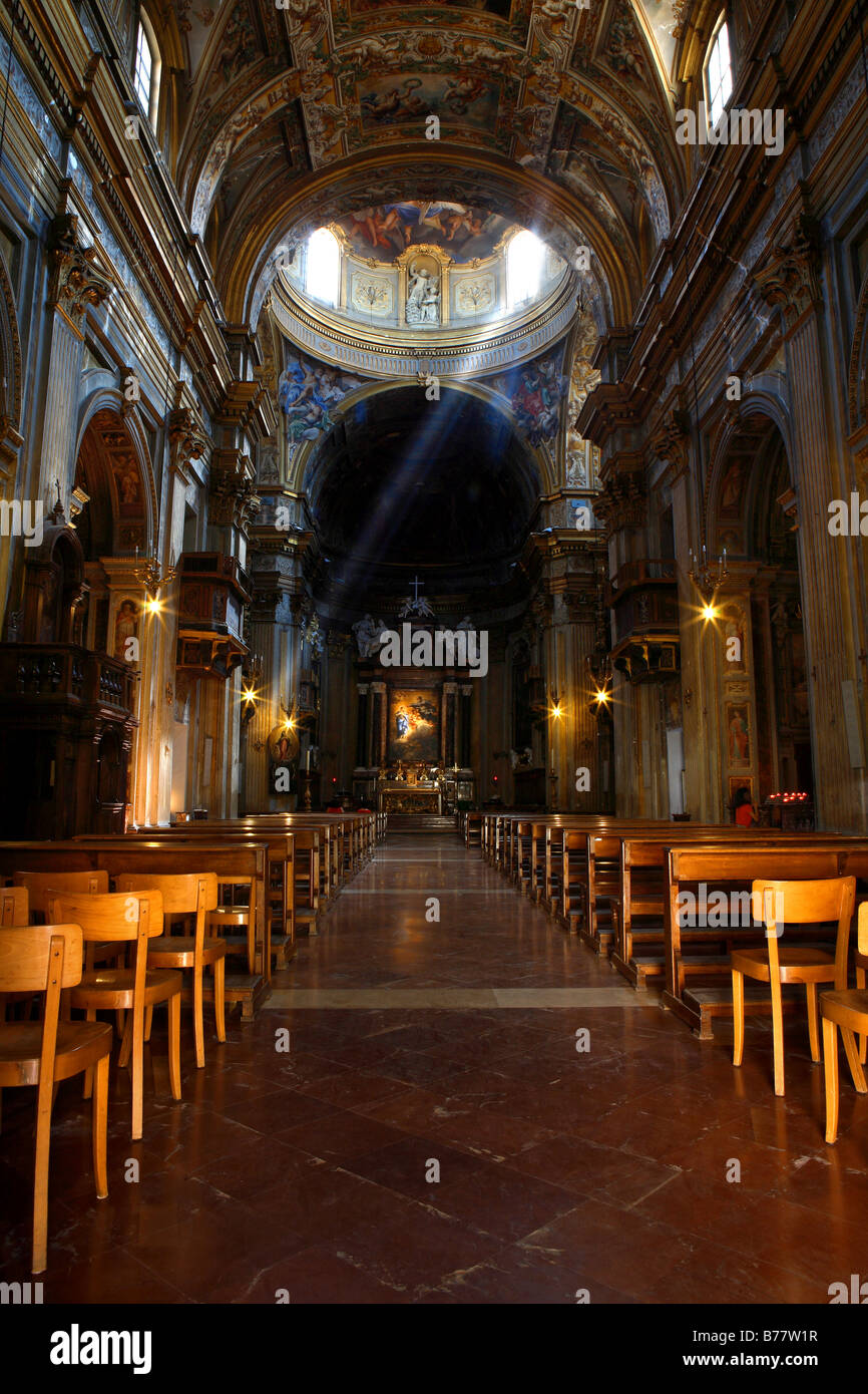 Fotografia all'interno di San Filippo Neri nella cattedrale di Perugia Italia Italy Foto Stock