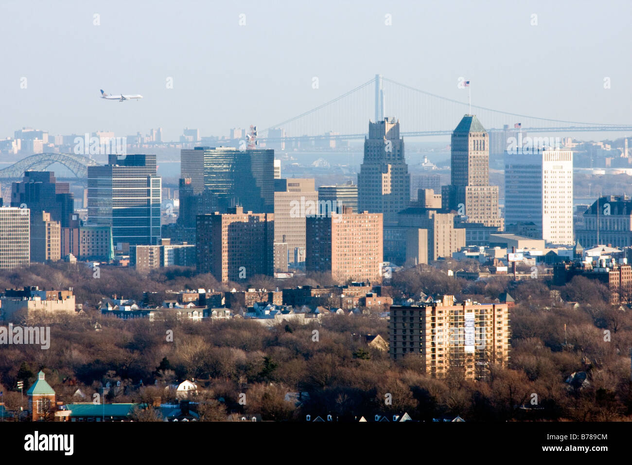 Newark NJ Skyline veiwed da ovest Foto Stock