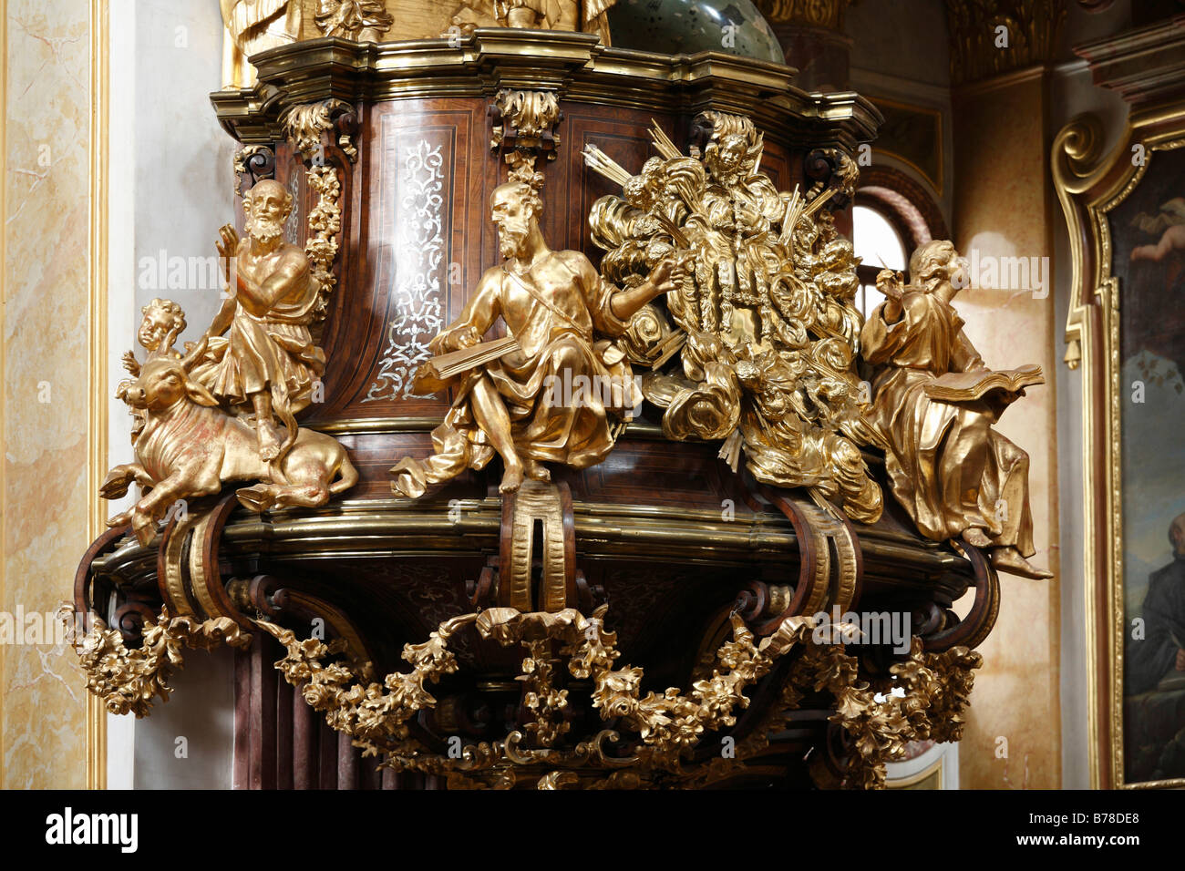 Il pulpito in Jesuitenkirche, la Chiesa Gesuita, città, Vienna, Austria, Europa Foto Stock