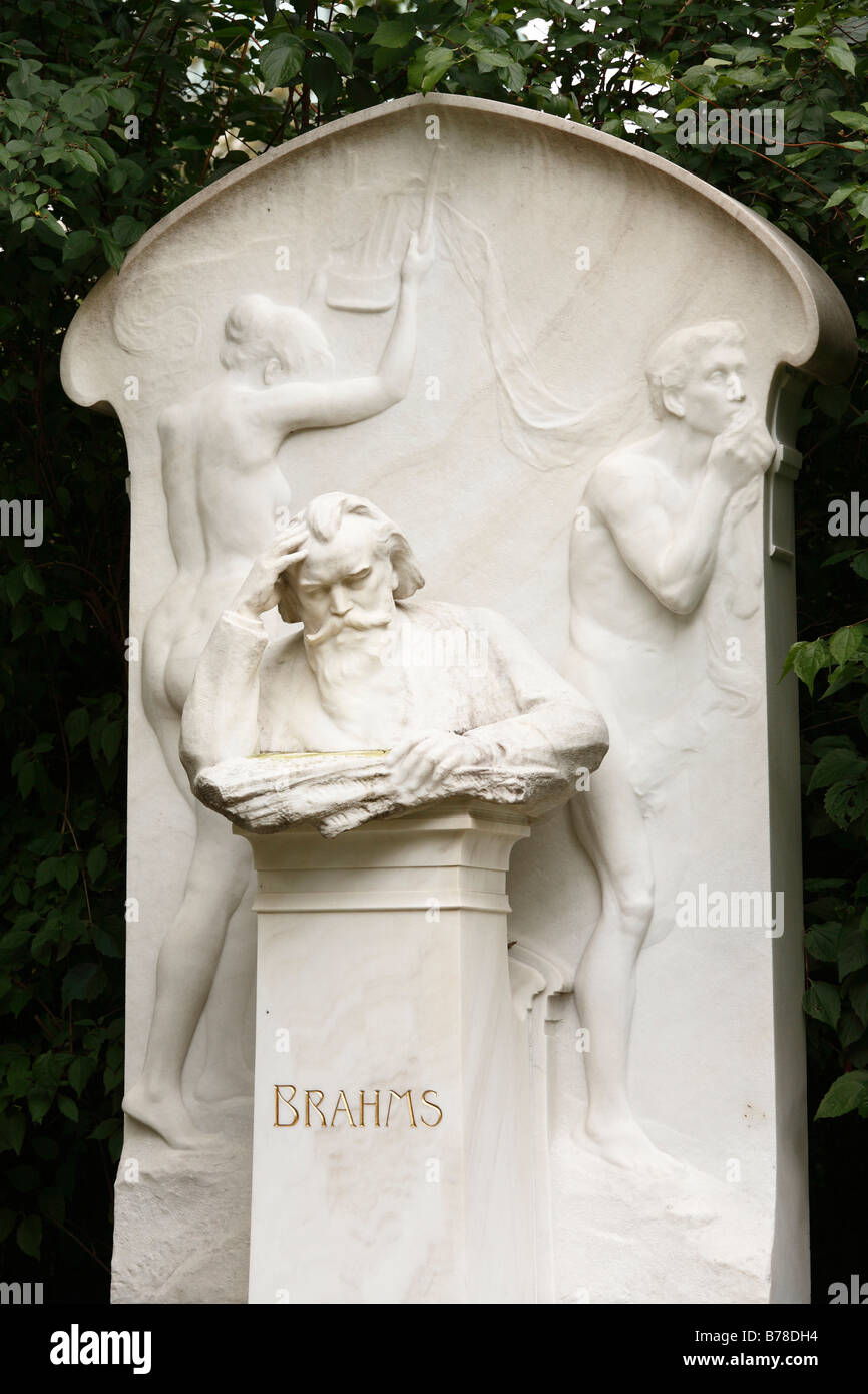 Johannes Brahms headstone, pietra sepolcrale, Wiener Zentralfriedhof, cimitero, Vienna, Austria, Europa Foto Stock