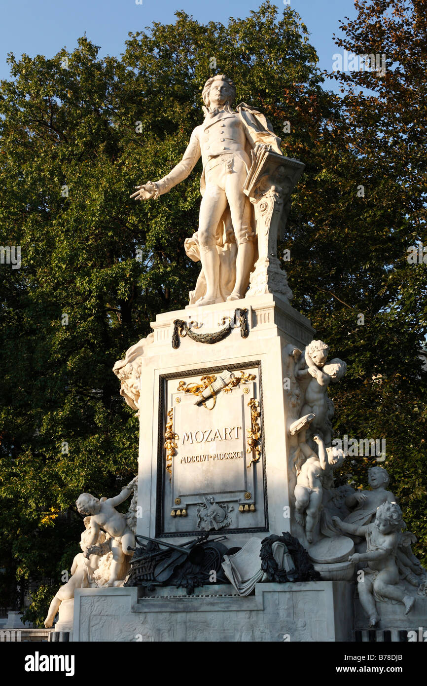 Mozart-monumento nel Burggarten, Vienna, Austria, Europa Foto Stock