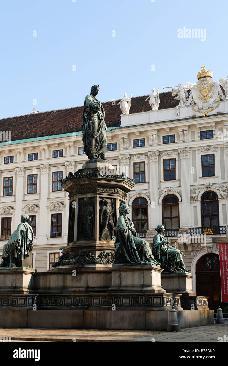 Statua di Franz I. nel cortile interno di Alte Burg, Vienna, Austria, Europa Foto Stock