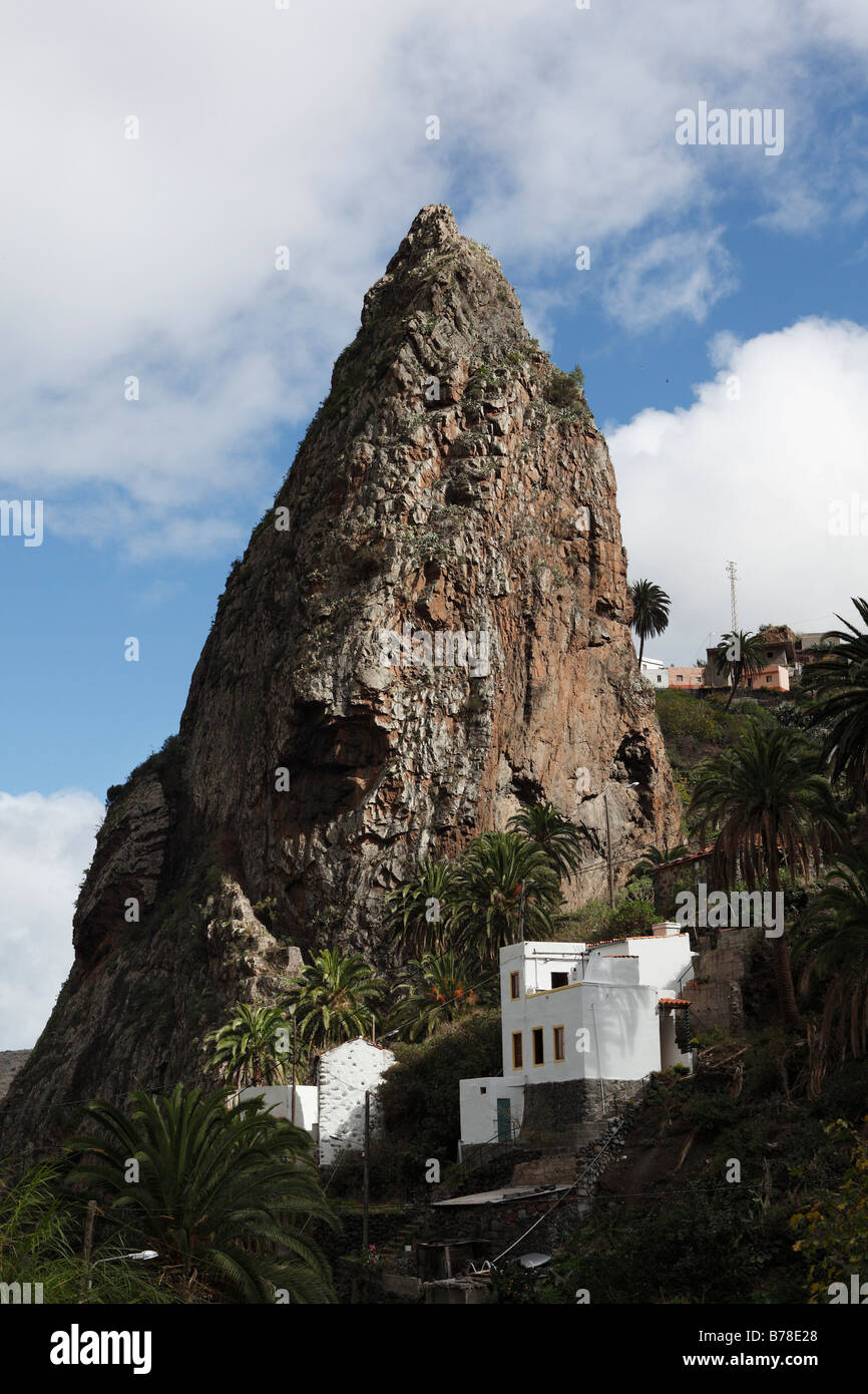 Roque de San Pedro, Hermigua, La Gomera, isole Canarie, Spagna, Europa Foto Stock