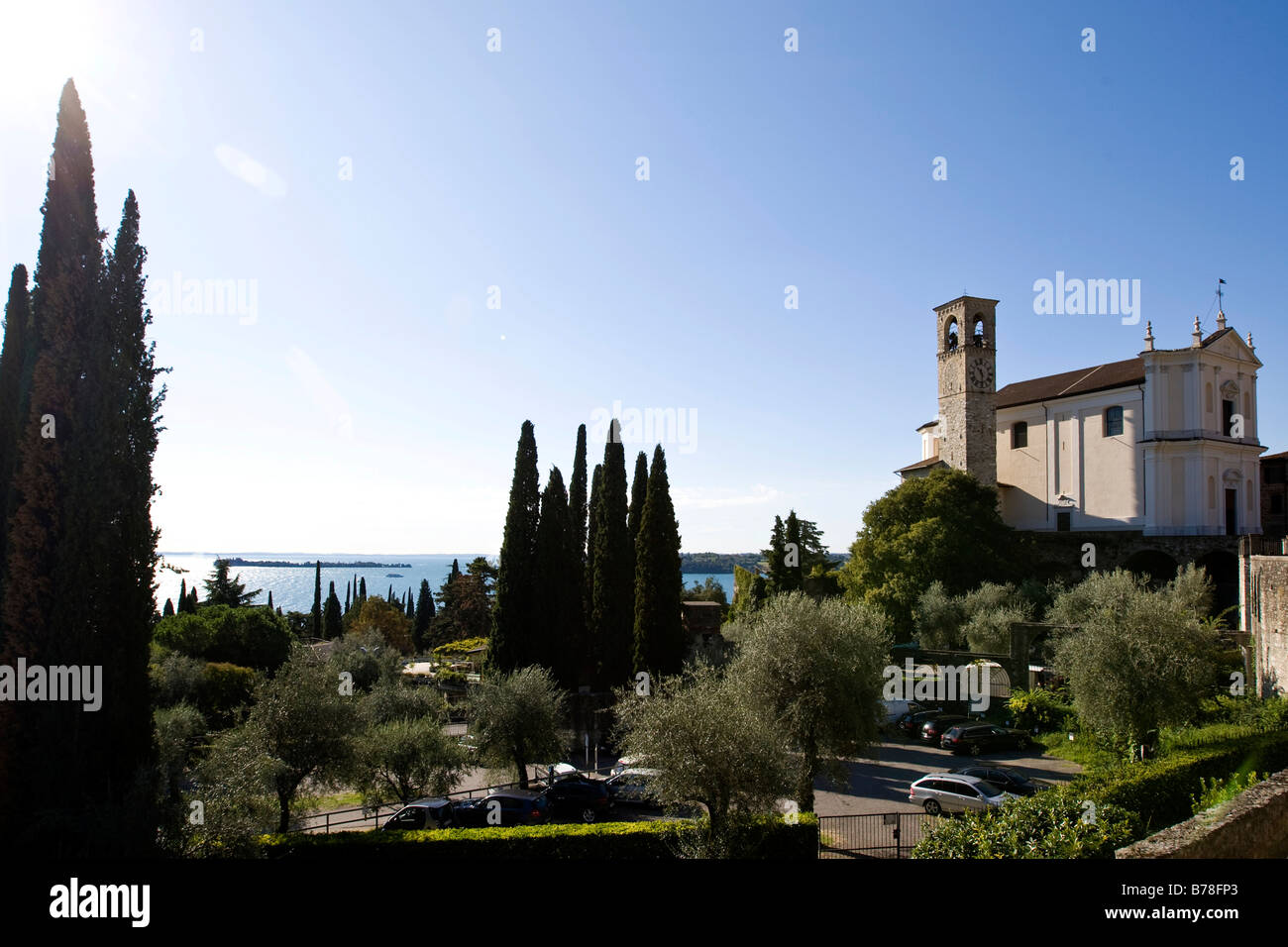 Vittoriale degli Italiani, italiano il Monumento della Vittoria, proprietà del poeta italiano Gabriele D'Annunzio, Gardone Riviera, Lago di ga Foto Stock