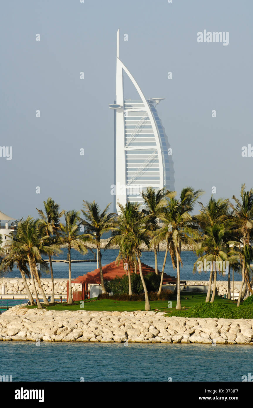 Il Burj al Arab di Dubai, hotel deluxe, Dubai, Emirati Arabi Uniti, Emirati arabi uniti, Medio Oriente Foto Stock
