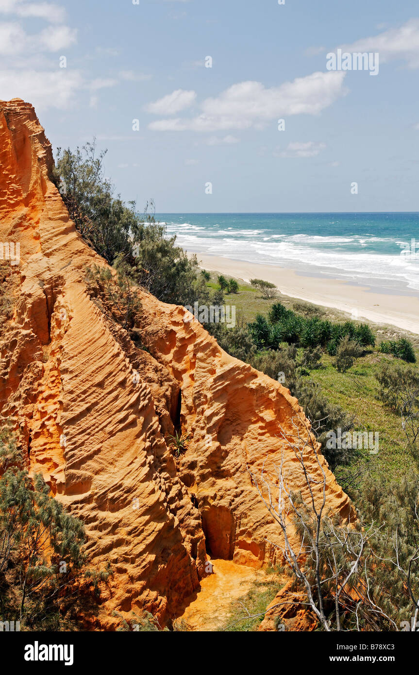 La formazione di sabbia al Red Canyon e la 75-Mile Beach L'Isola di Fraser, Queensland, Australia Foto Stock