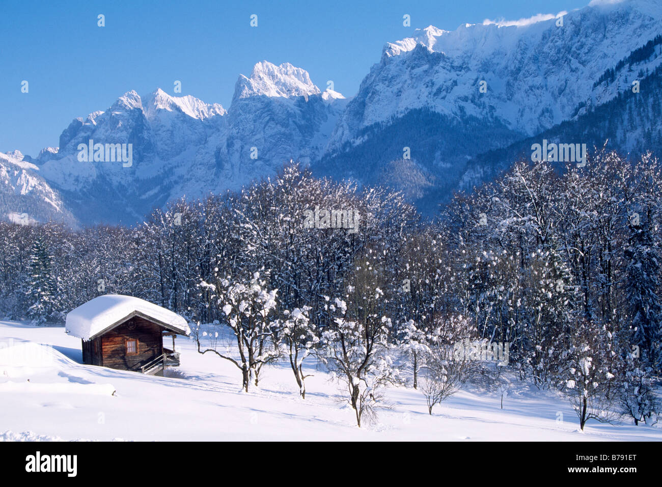 Valle Kaisertal in inverno, la catena montuosa di Wilder Kaiser, Tirolo del nord, Austria, Europa Foto Stock
