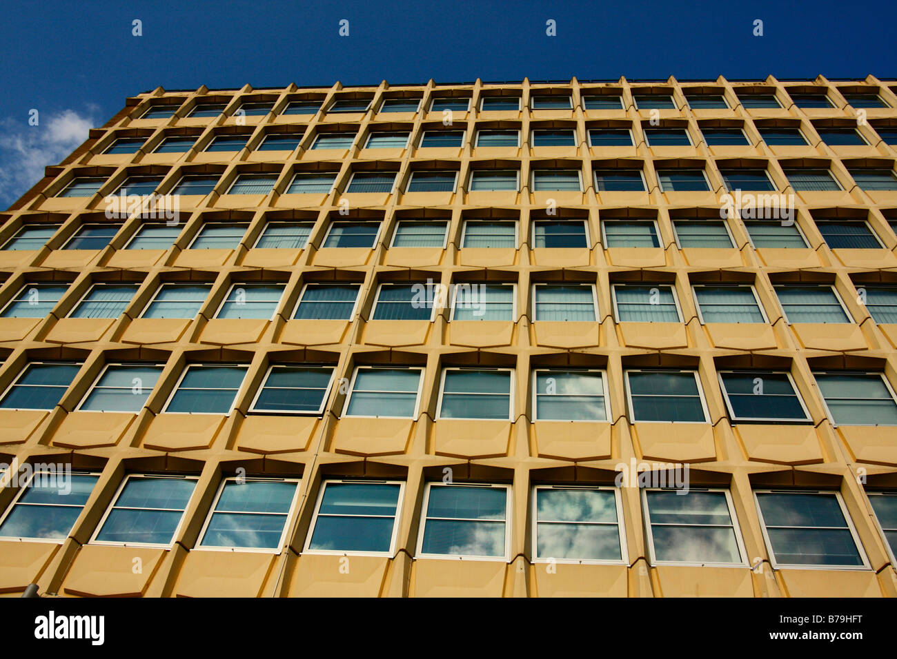 Moderno edificio di uffici, Cardiff, Galles del Sud, Regno Unito Foto Stock