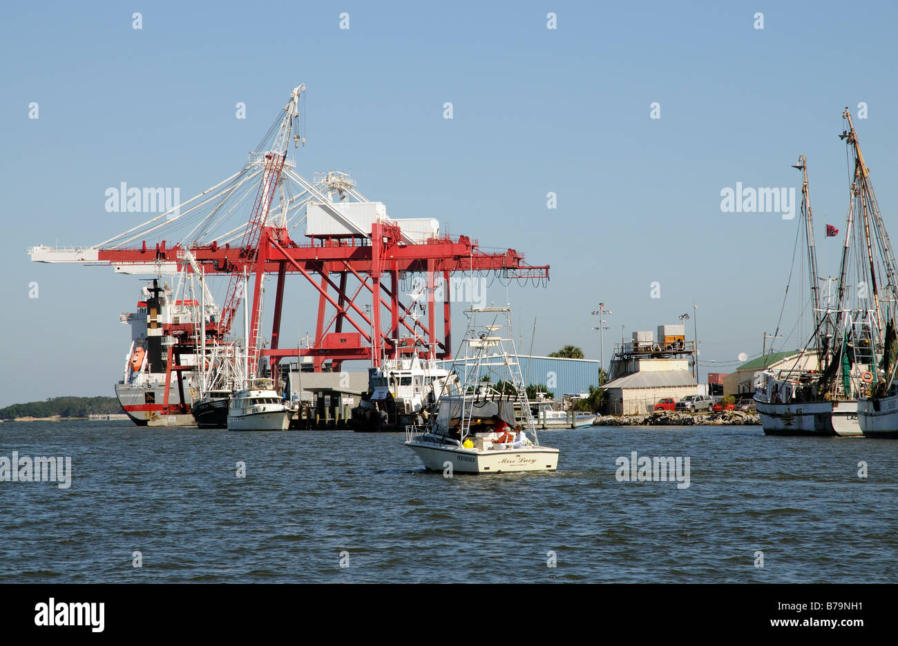 Fernandina Beach porto Amelia Island Florida USA. La pesca commerciale e delle navi nel porto. Foto Stock