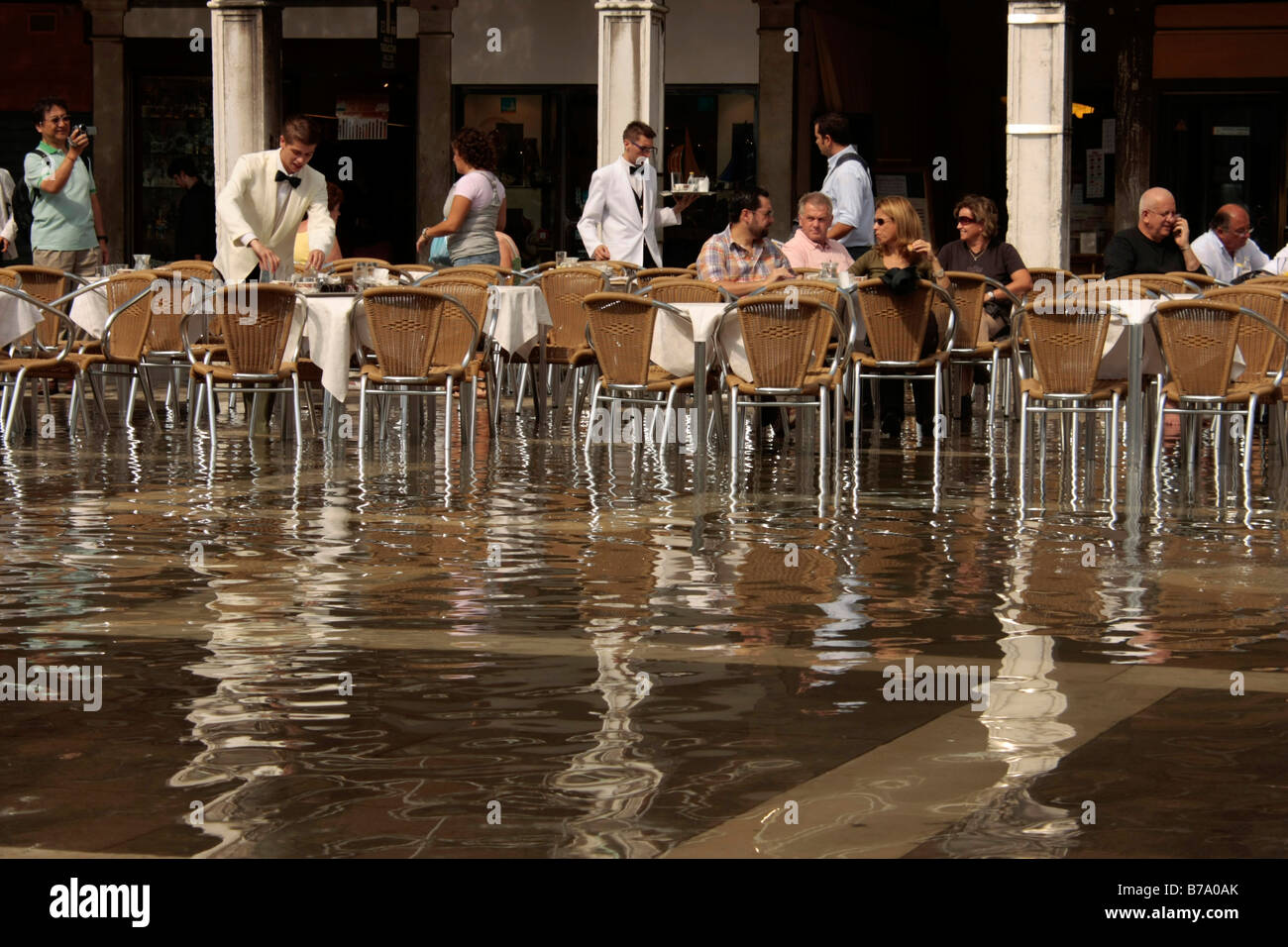 Inondazioni, Aqua Alta, a Piazza San Marco a Venezia, Italia e Europa Foto Stock