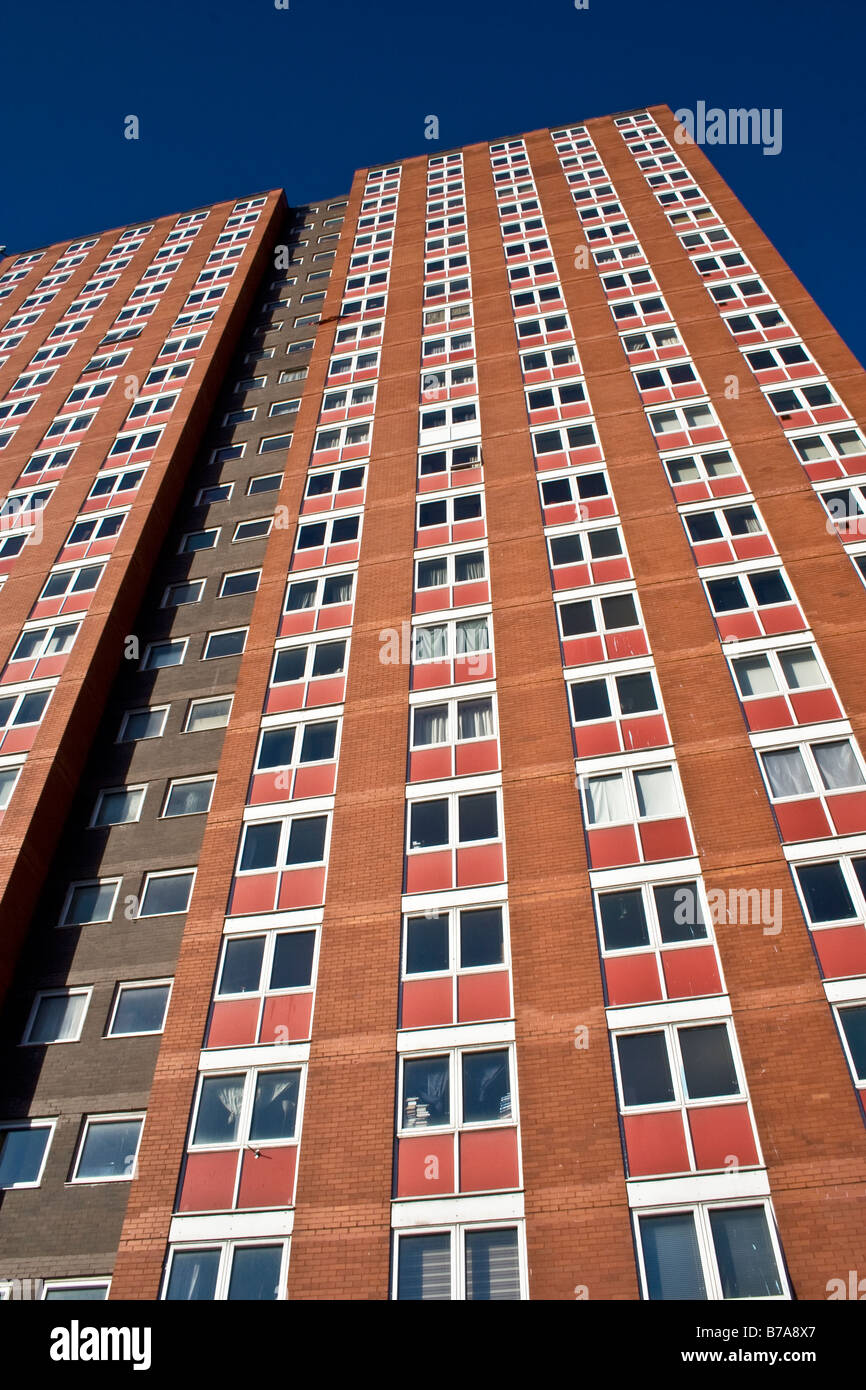 Torre residenziale blocco, Pendleton area di Salford, Manchester , Regno Unito Foto Stock