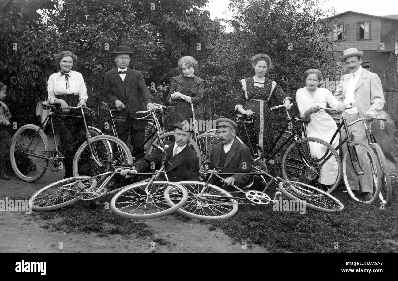 Foto storiche, gita in bicicletta, ca. 1920 Foto Stock
