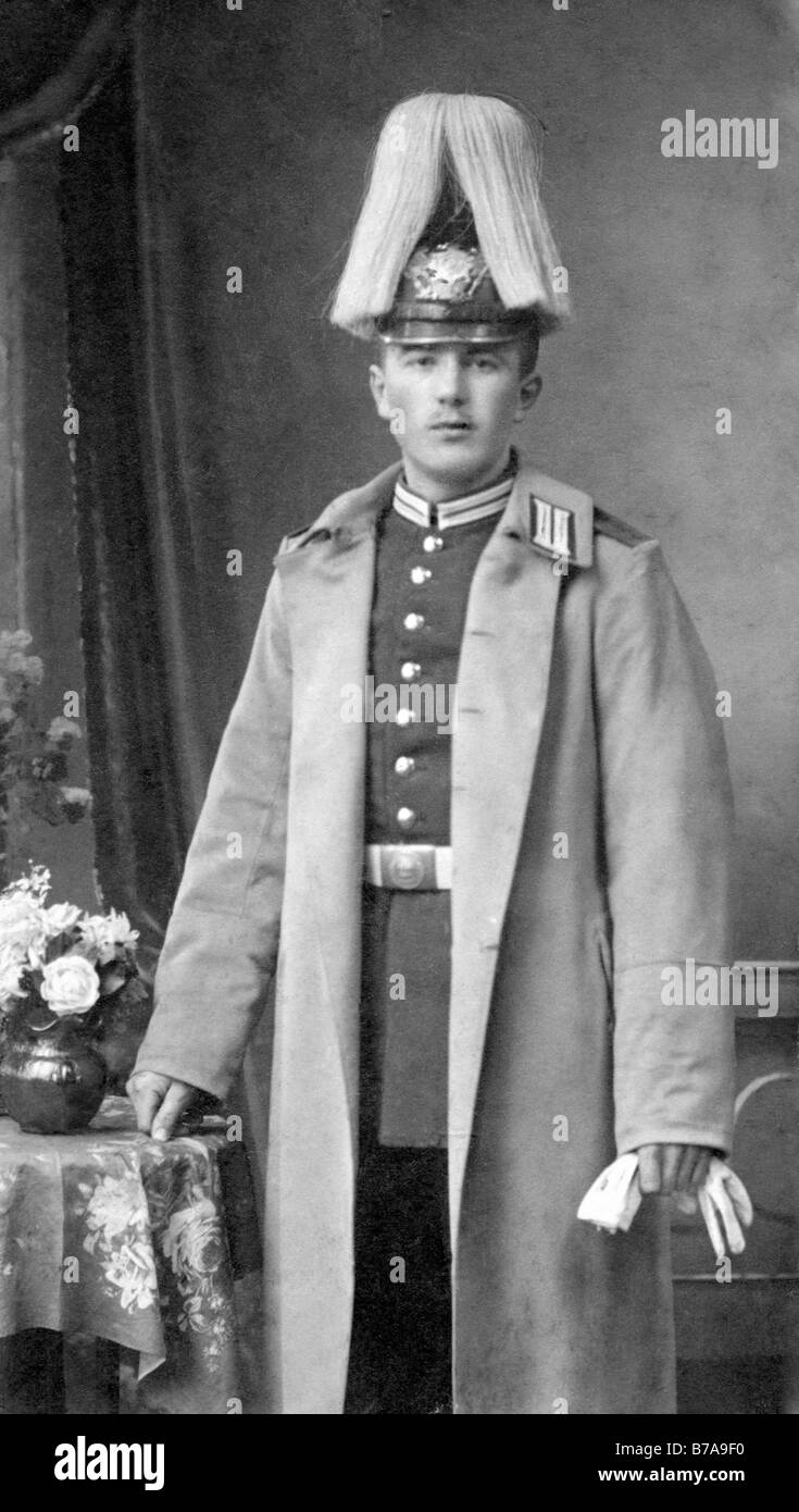 Foto storiche, rango militare di un reggimento di guardia in abito cerimoniale, ca. 1915 Foto Stock