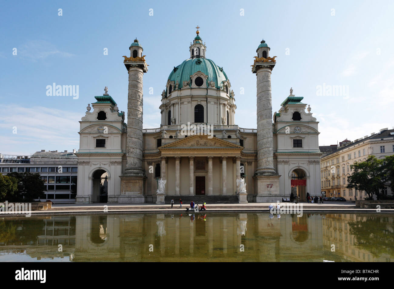 Chiesa di San Carlo Borromeo, Karlskirche, Vienna, Austria, Europa Foto Stock