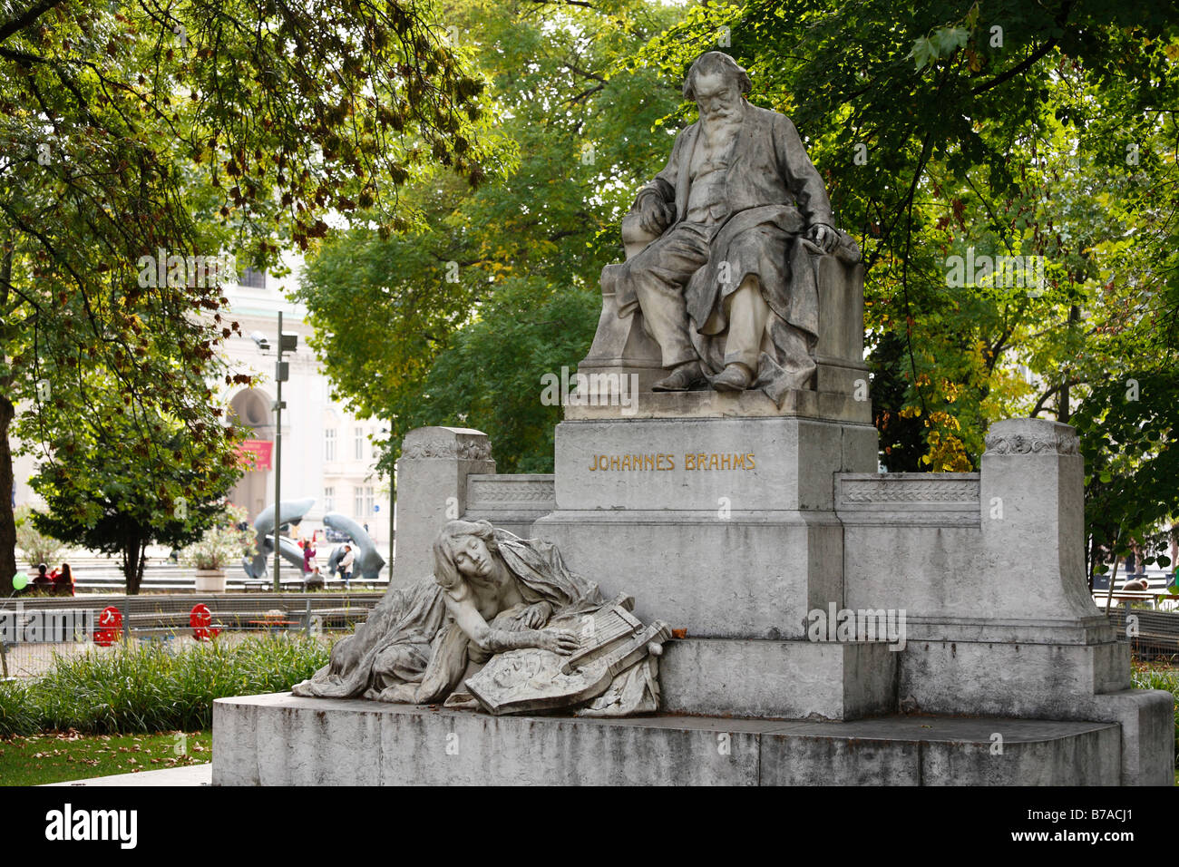 Memoriale di Johannes Brahms su Karlsplatz, Vienna, Austria, Europa Foto Stock