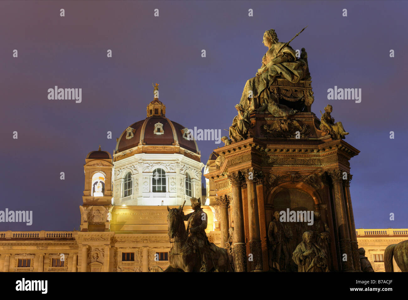 Memoriale di Maria-Theresia e il Museo di Storia dell'arte, Kunsthistorisches Museum, Maria-Theresien-Platz, Vienna, Austria, Europa Foto Stock