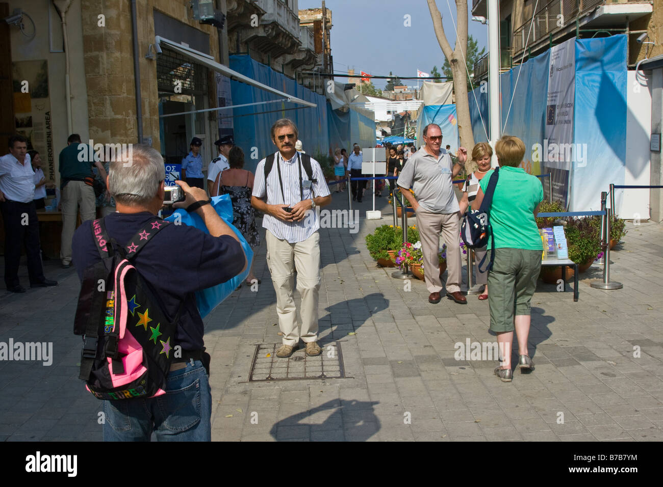 Aperto recentemente Ledra Street valico di frontiera sulla linea verde a Nicosia che separa il nord e il sud di Cipro Foto Stock