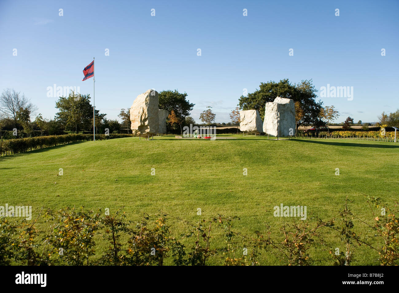 Il Royal Engineers Memorial presso il National Memorial Arboreteum a Alrewas in Staffordshire, Inghilterra Foto Stock