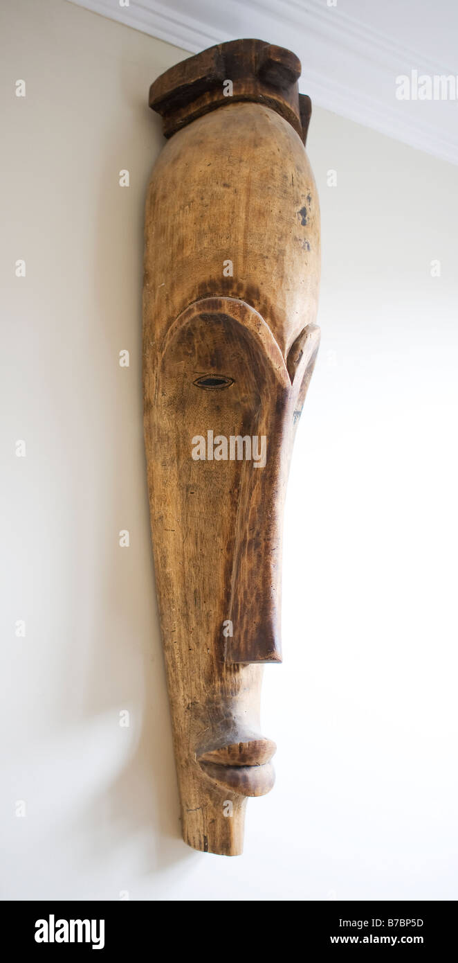 In legno africano maschera facciale Foto Stock