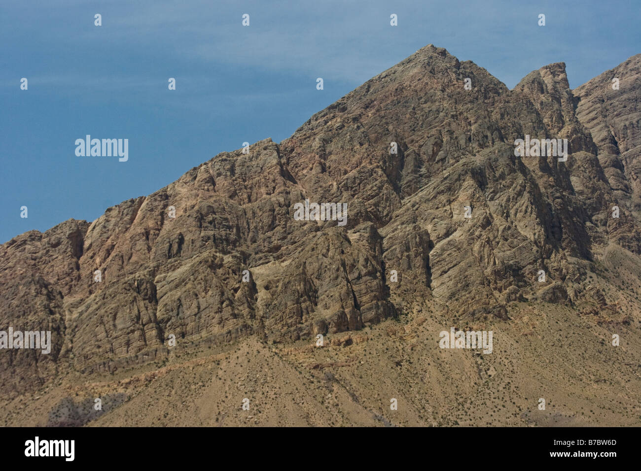 Deserto paesaggio di montagna vicino a Kerman Iran Foto Stock