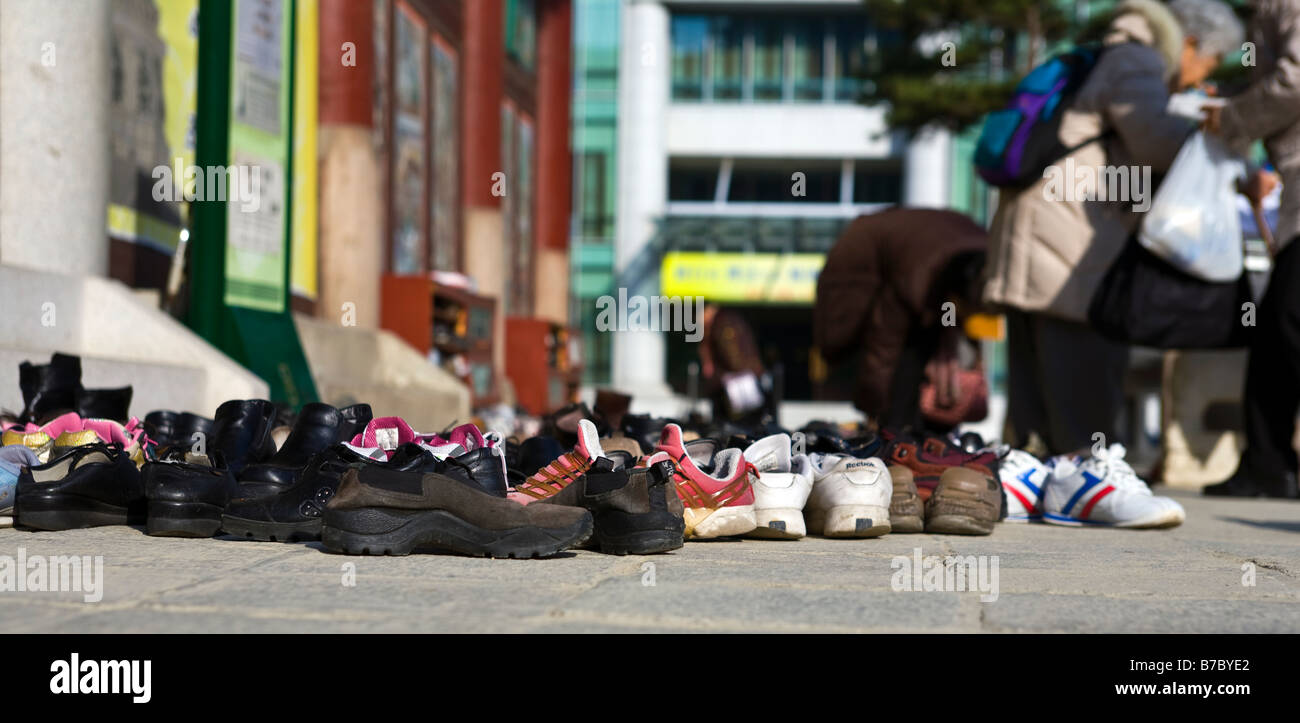 Scarpe fuori sala del grande eroe, Il Tempio Jogyesa, Seoul, Corea del Sud Foto Stock