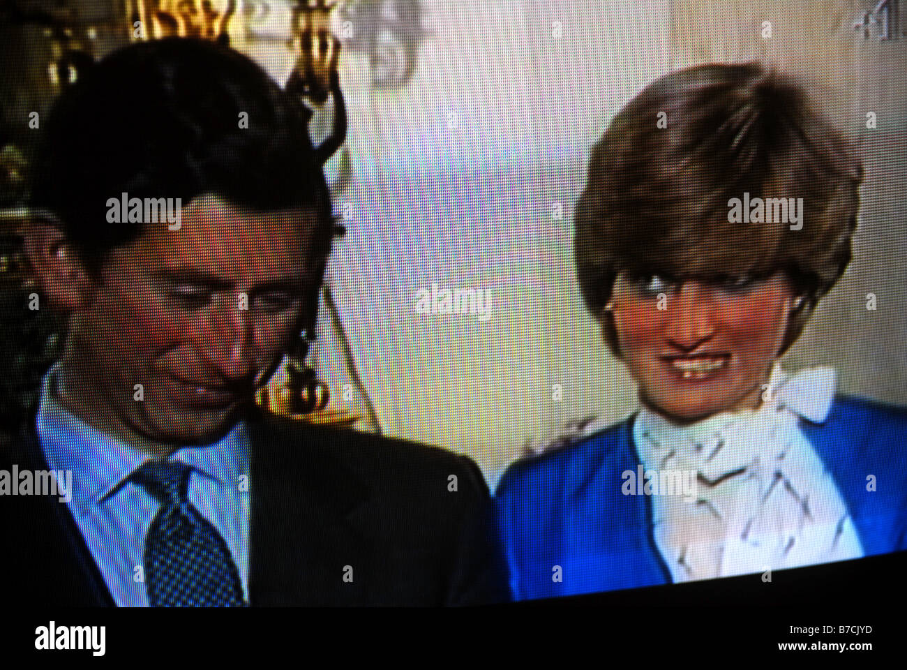 La principessa Diana e il Principe Carlo insieme su una trasmissione di notizie poco dopo il loro matrimonio il 29 luglio 1981. Foto Stock