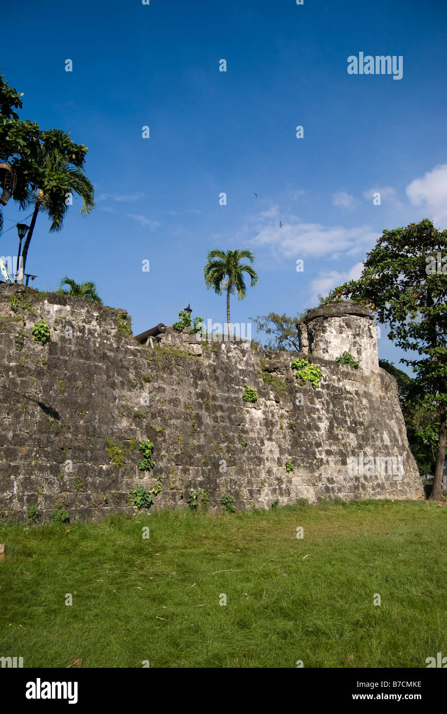 Le pareti esterne, Torre e Cannon, Fort San Pedro, Cebu City Cebu, Visayas, Filippine Foto Stock