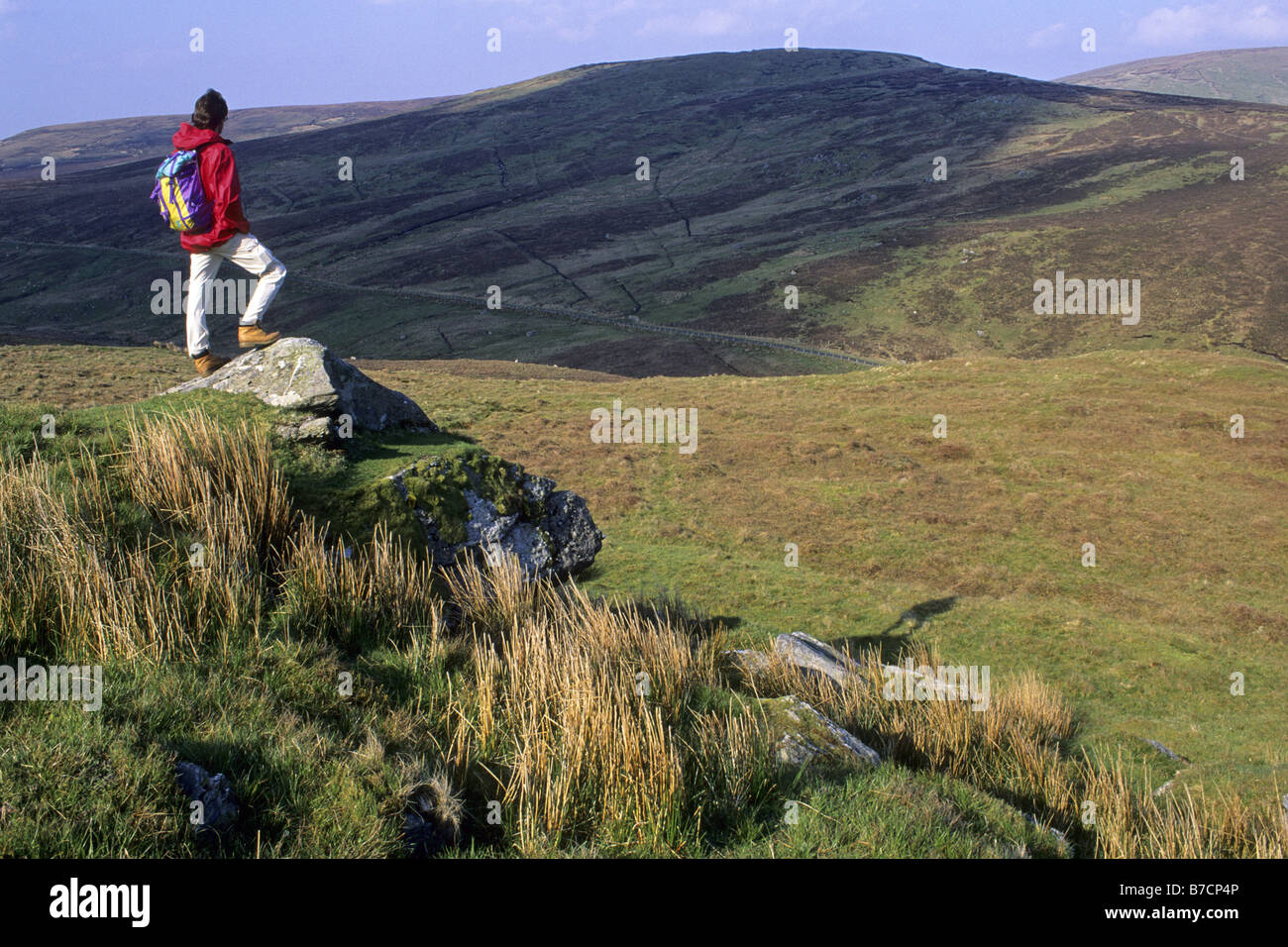 Escursionista in montagne Sperrin, County Tyrone, Regno Unito, Irlanda del Nord Foto Stock