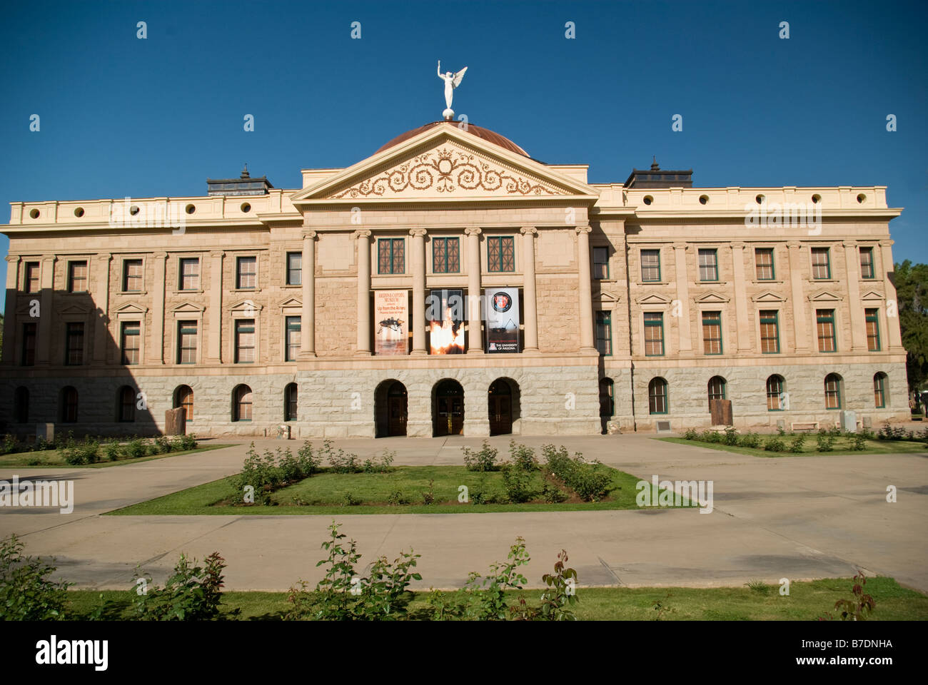 Stati Uniti d'America, Arizona, Phoenix, Arizona Capitol Museum, la costruzione di edifici per uffici a Jefferson St Foto Stock