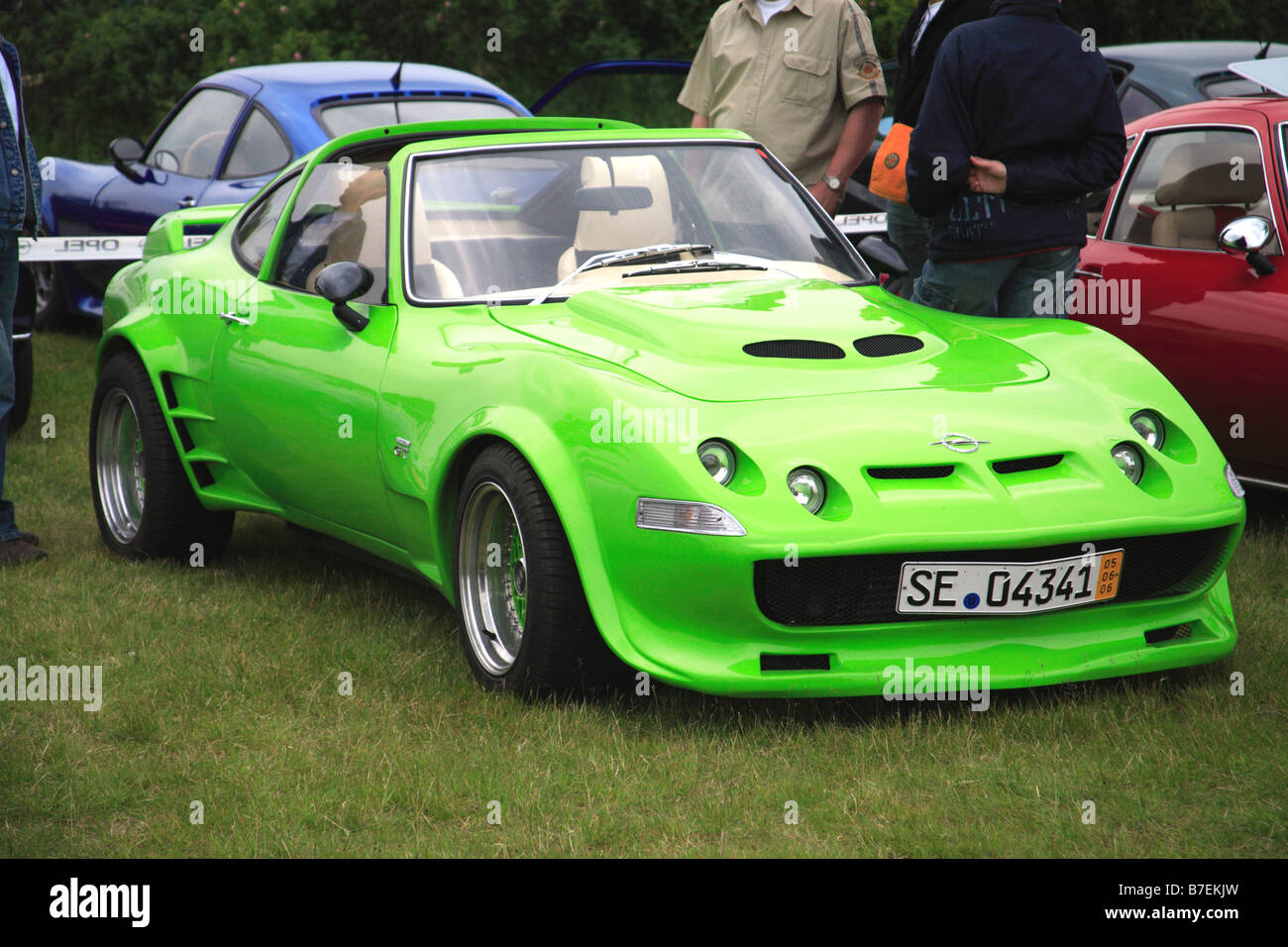 Verde Lime Opel GT retrò classico 1970 auto sportive autoveicolo oldtimer tedesco Foto Stock