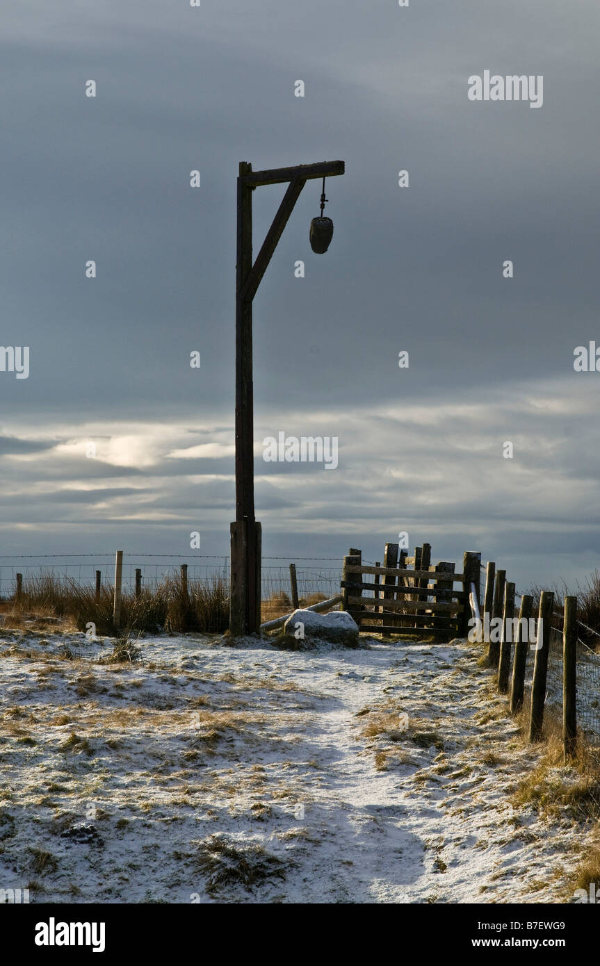 dh Steng Cross TYNEDALE NORTHUMBRIA Winters Gibbet monumento solitario brughiera elsdon del nord-humberland Foto Stock