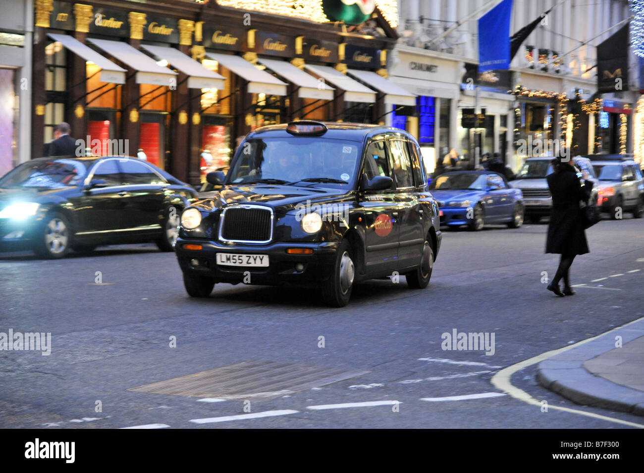Taxi al tramonto New Bond Street London Inghilterra England Foto Stock