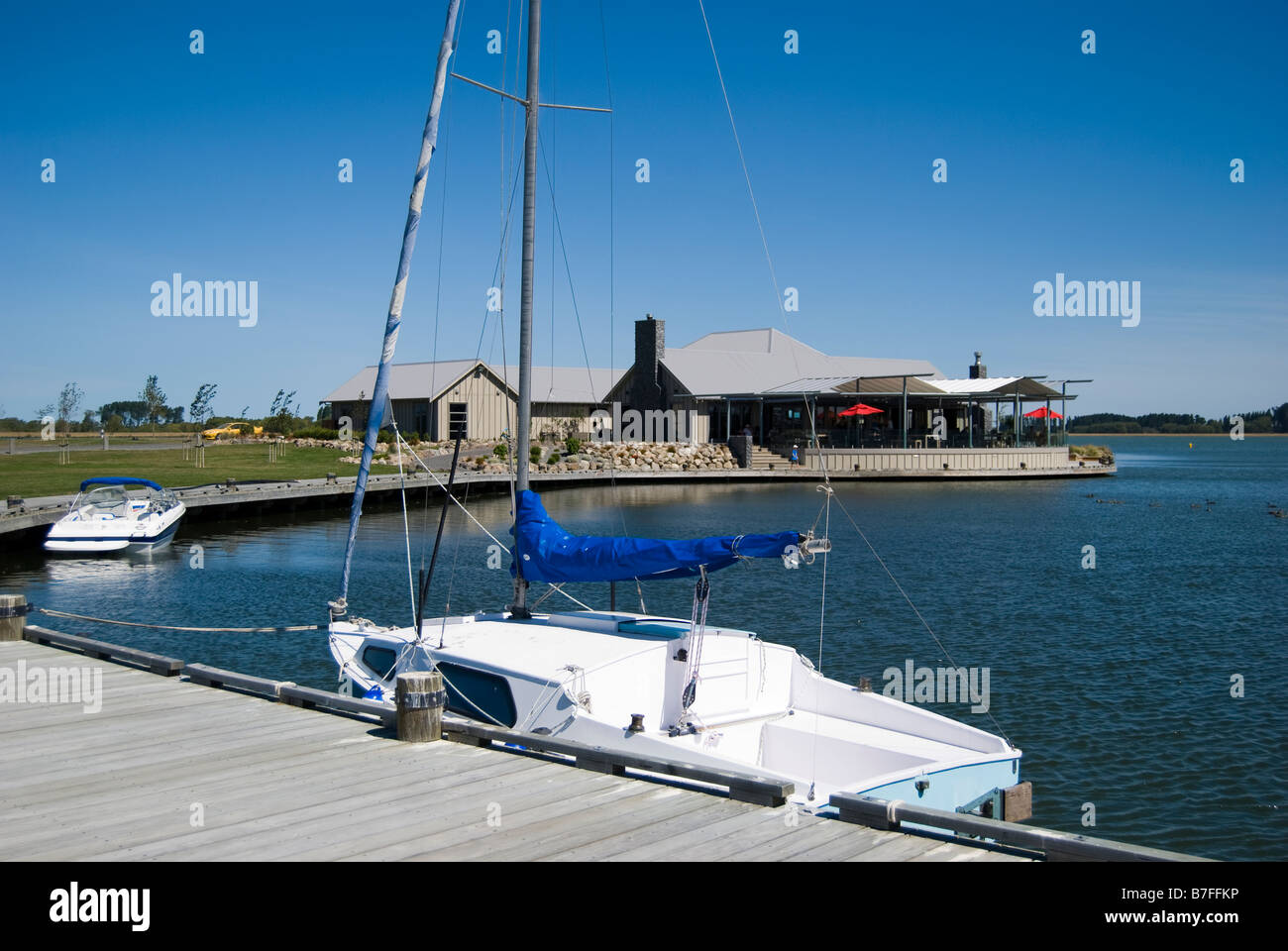 Il Lake House Restaurant, al lago Hood Lifestyle Real Estate Park, Ashburton, Canterbury, Nuova Zelanda Foto Stock
