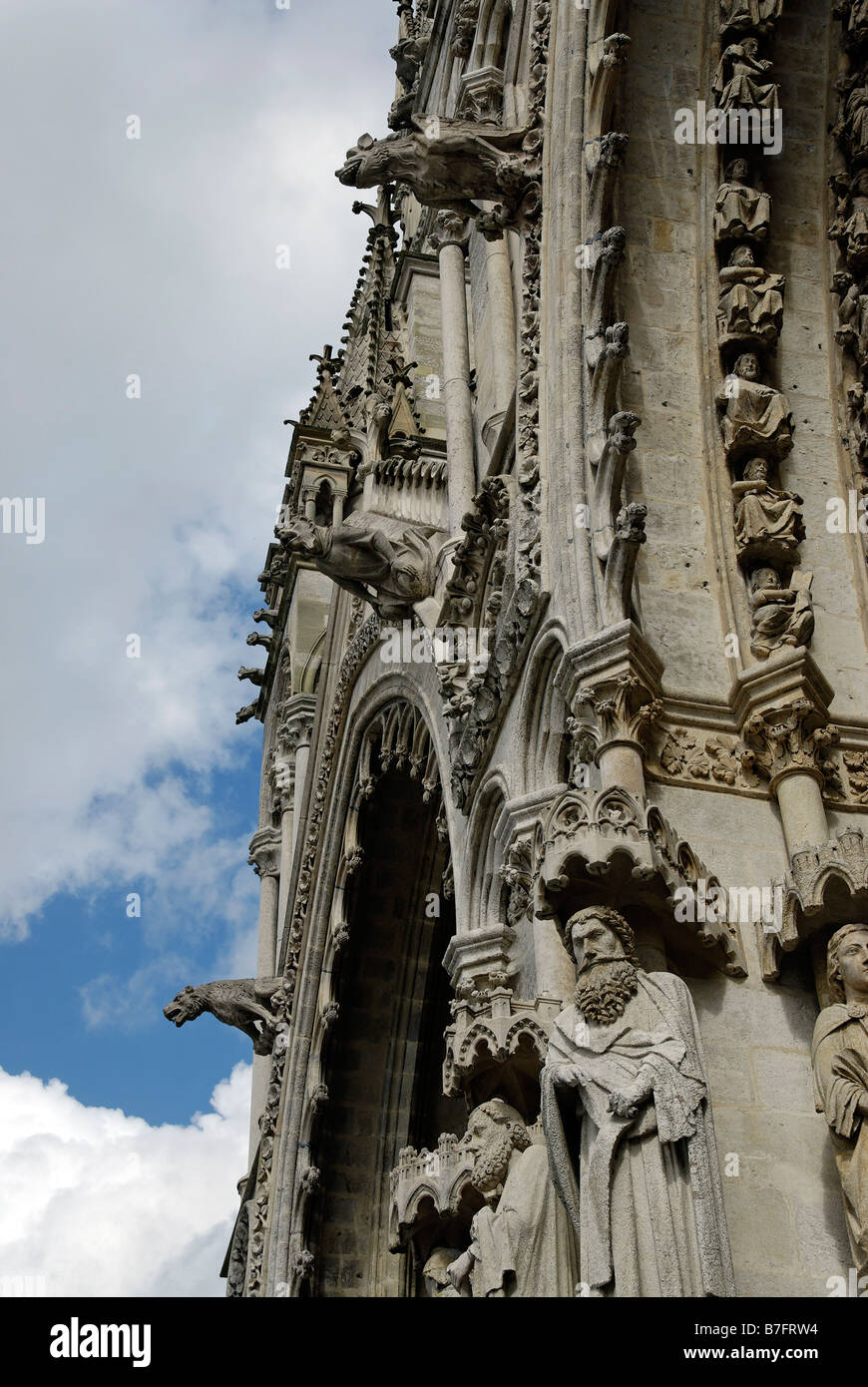 Statue, esterno, cattedrale di Amiens, Francia Foto Stock