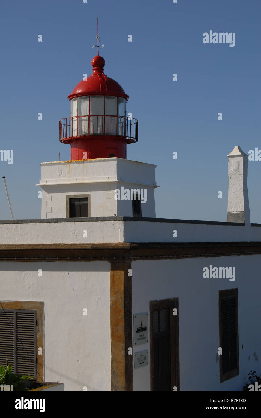 Vista del faro in Ponta de pargo in Western Madeira, Portogallo Foto Stock