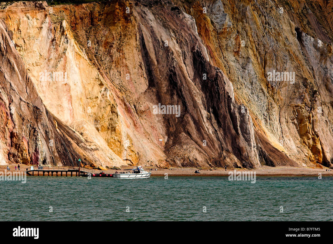 Sabbie colorate ad Alum Bay, Isola di Wight Foto Stock