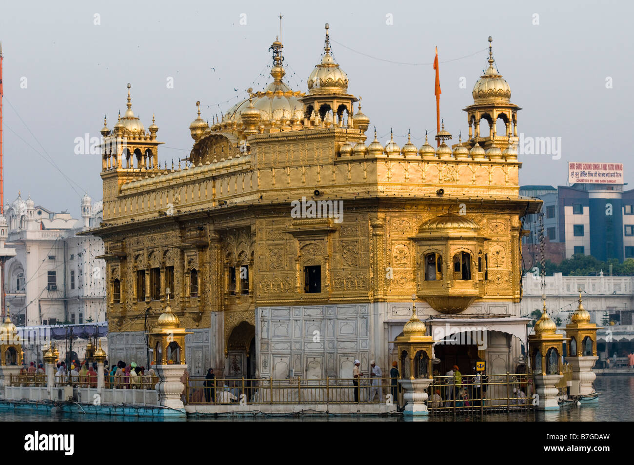 Tempio d'oro ad Amritsar. Nord del Punjab. India. Foto Stock