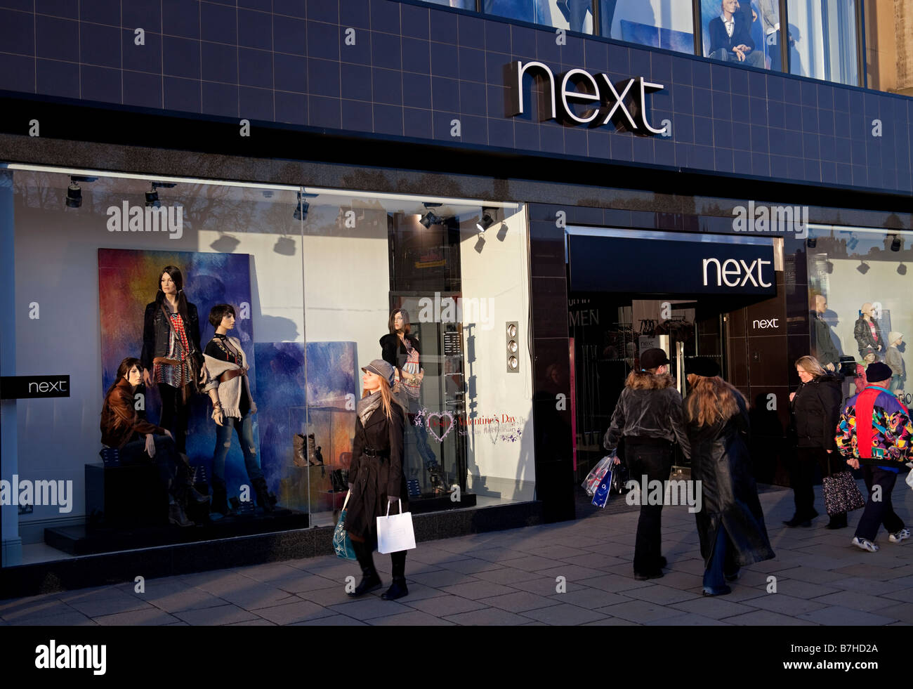 Prossimo negozio, Edimburgo, Scozia, Regno Unito, Europa Foto Stock