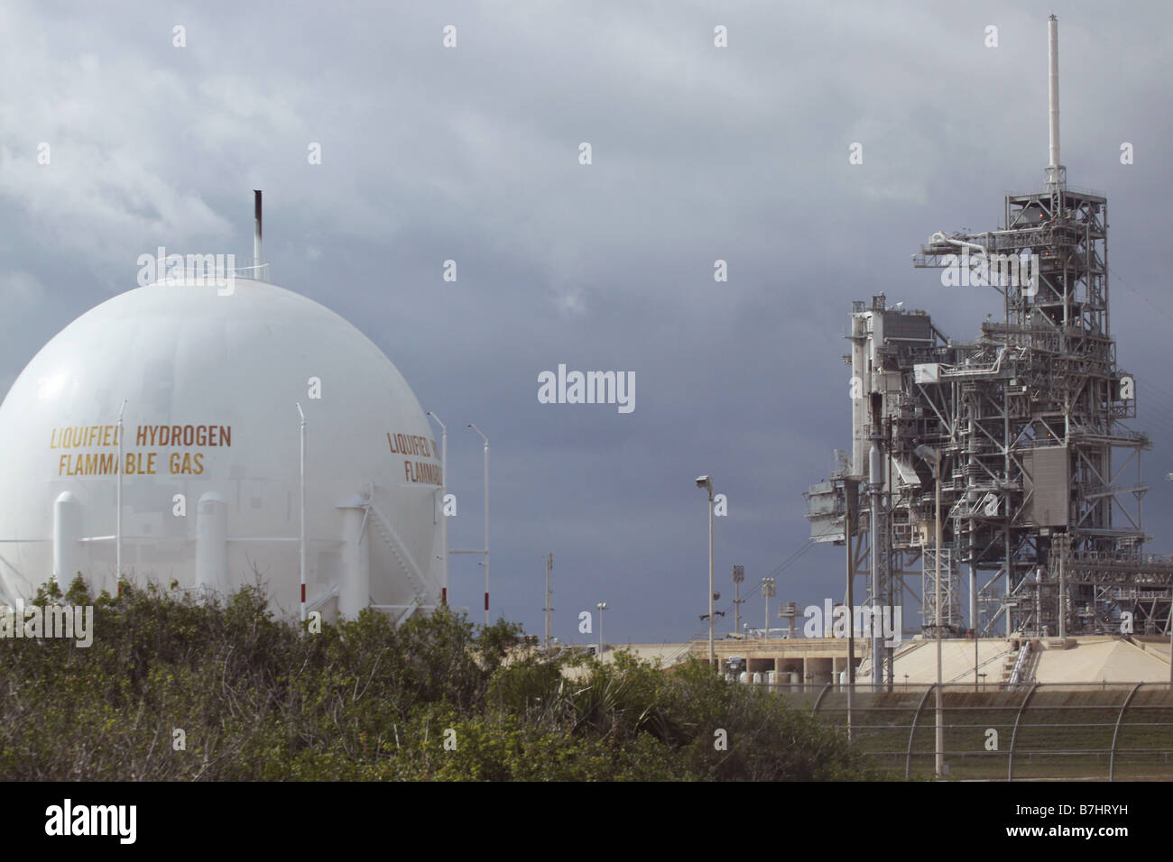 La NASA Launch Pad 39B dal Kennedy Space Center di Cape Canaveral per il serbatoio di idrogeno Foto Stock