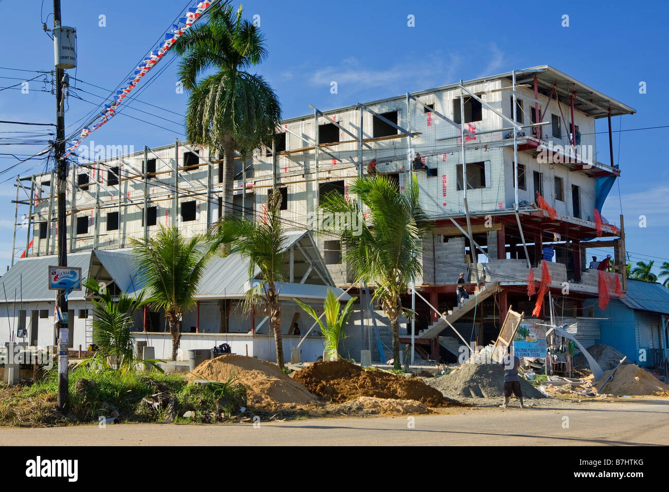 Nuova costruzione su Calle 3, Bocas città, Bocas del Toro, Panama Foto Stock